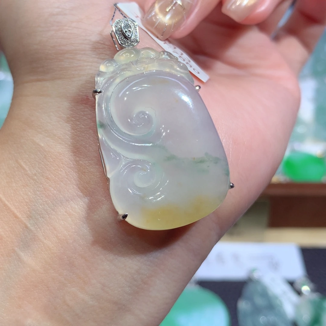 吊坠(不含链)18K金镶嵌翡翠