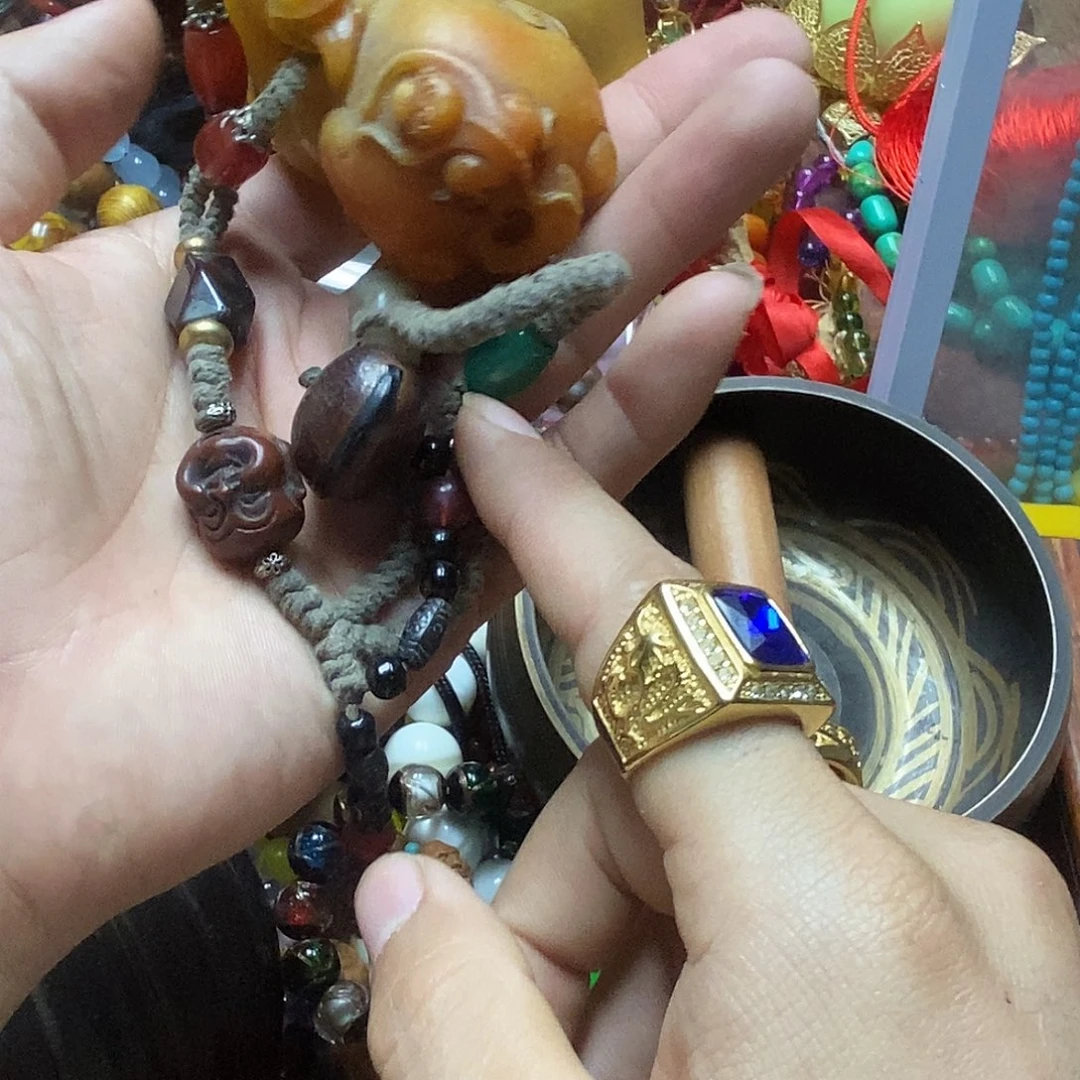 吊坠滴血莲花菩提