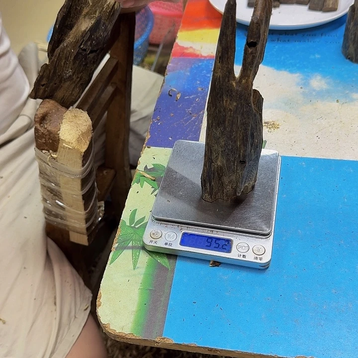 沉香碎屑沉香豆***鱼黑棋95克
