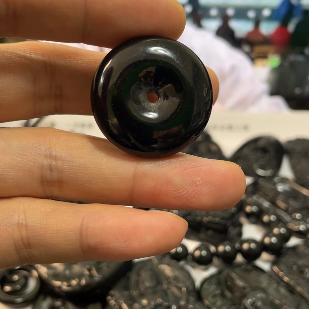 翡翠吊坠(不含链)未镶嵌24