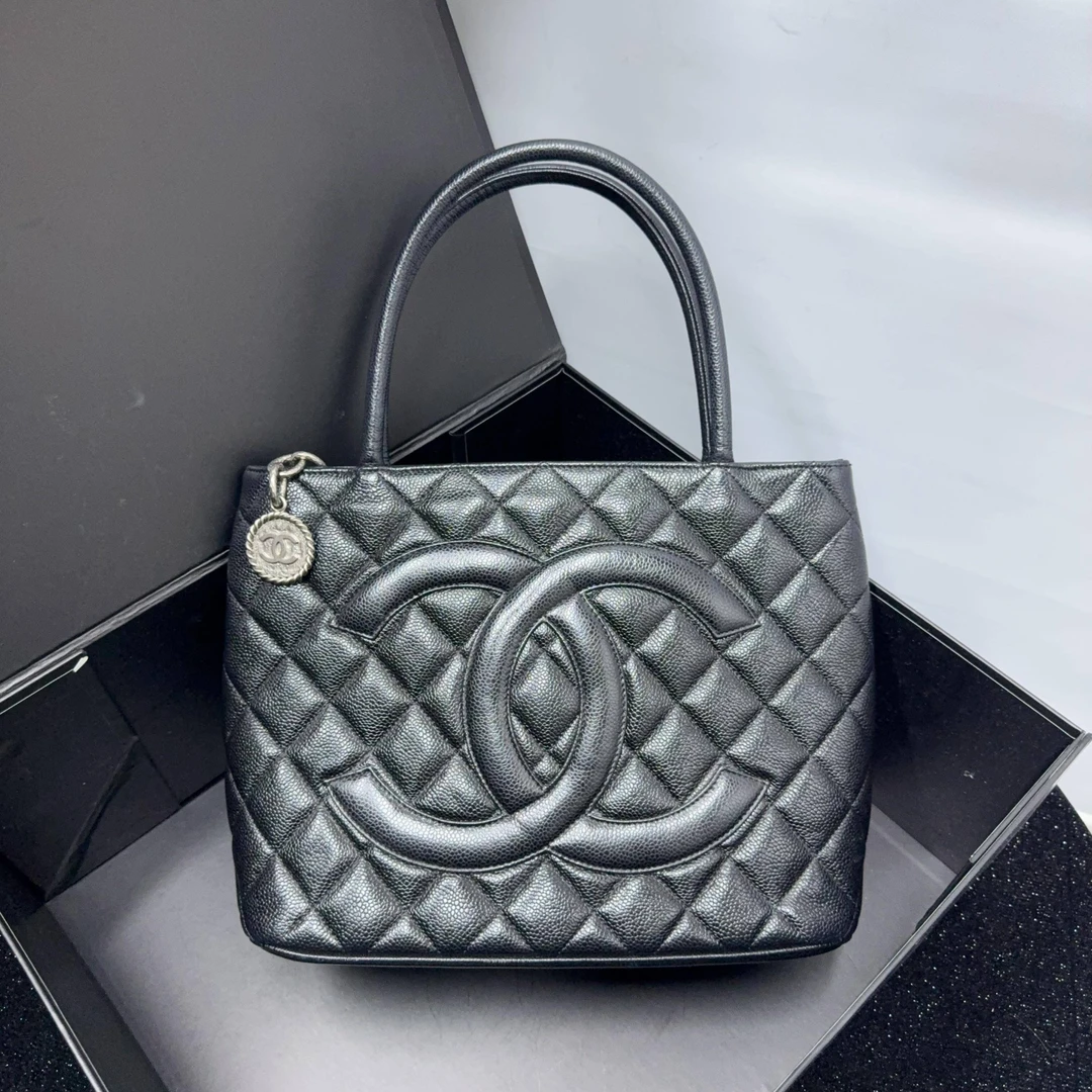 胖虎安安/香奈儿/95新/公价0/箱包/两用包/31B2506050058