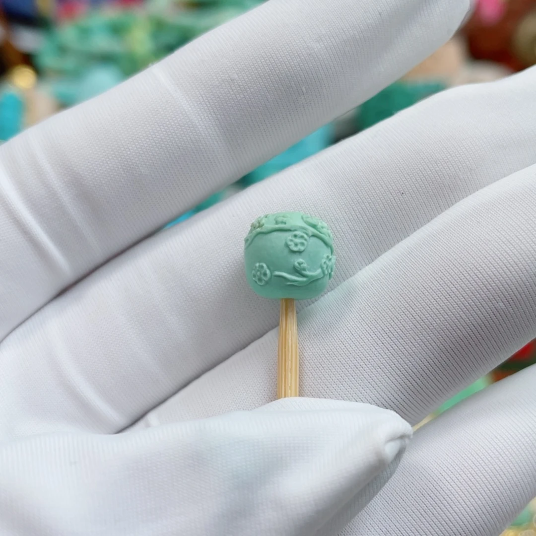 未镶嵌绿松石珠宝奇石