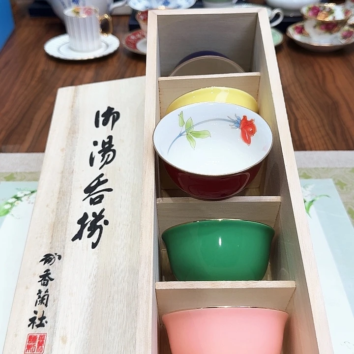 瓷片杯子杯子杯子水杯杯子水杯水杯