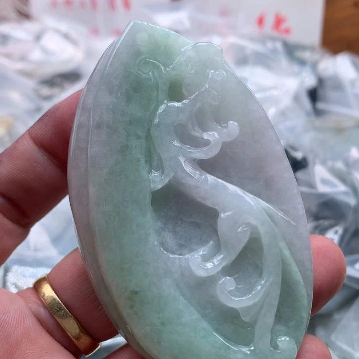 翡翠未镶嵌颈饰保真天然a货翡翠