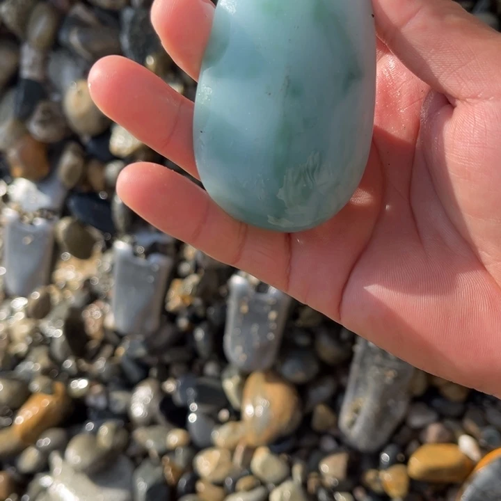 未镶嵌和田玉（糖玉）珠宝奇石