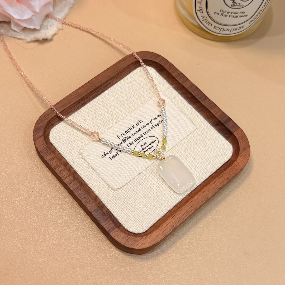 B125平安无事牌玉髓吊坠项链