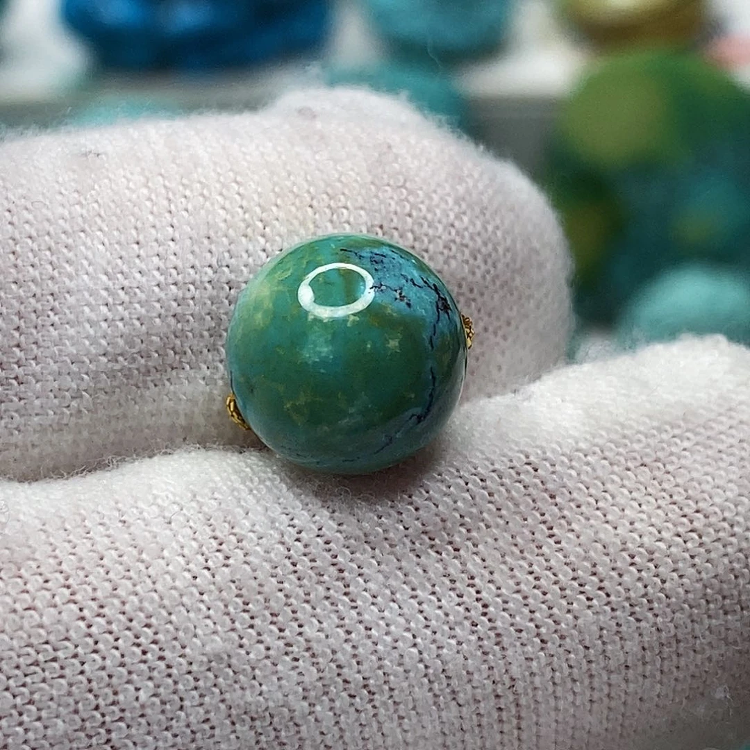 未镶嵌绿松石天然原矿 带武汉地大证书