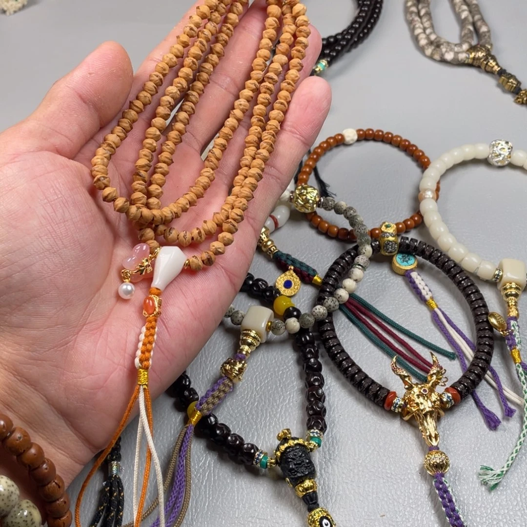 柏香籽/百香籽吊坠。。。。。。。。。。。。。