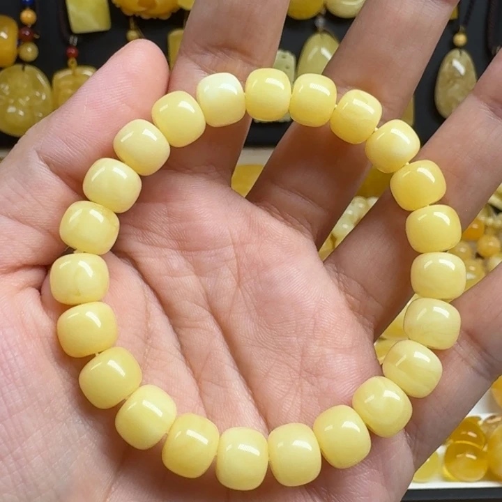 蜜蜡未镶嵌珠宝奇石
