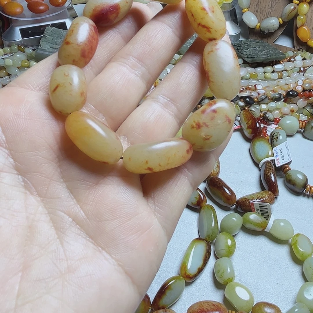 和田玉（糖玉）未镶嵌手链