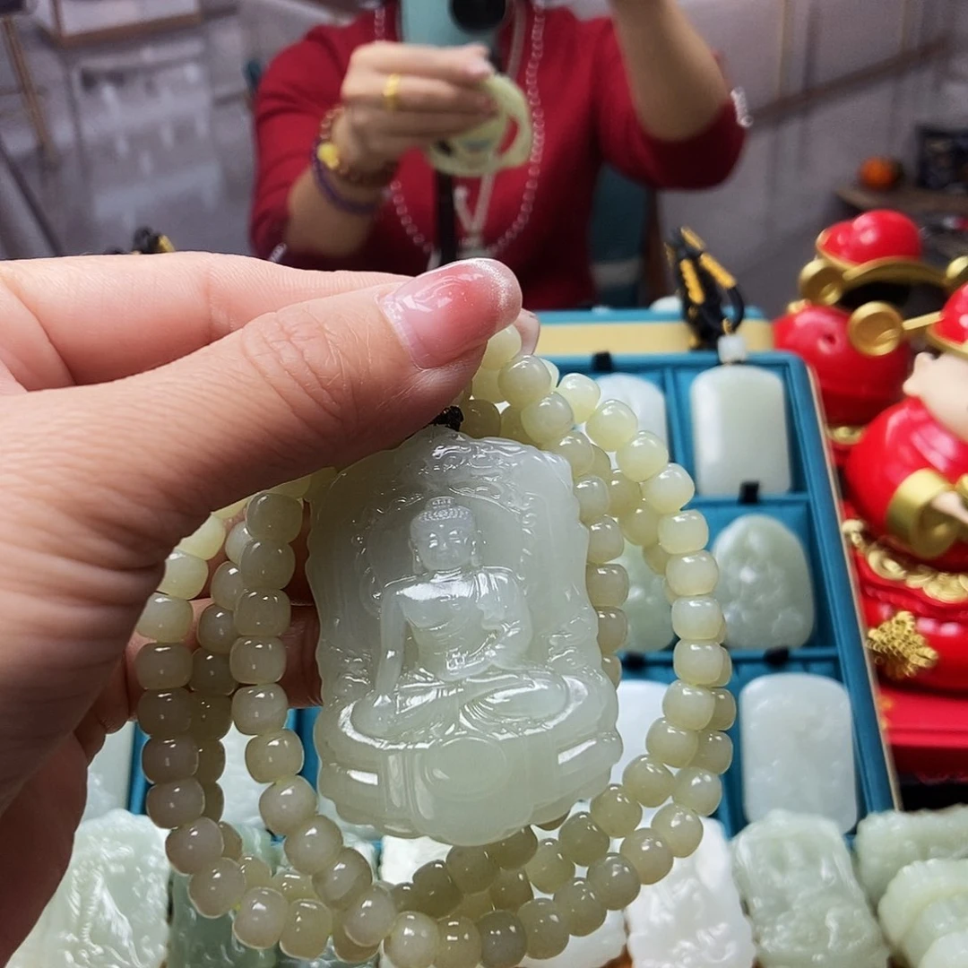和田玉颈饰未镶嵌赵*
