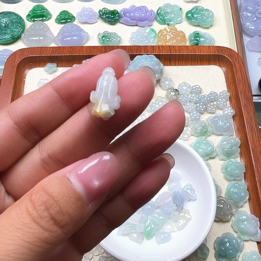 颈饰未镶嵌翡翠666666666