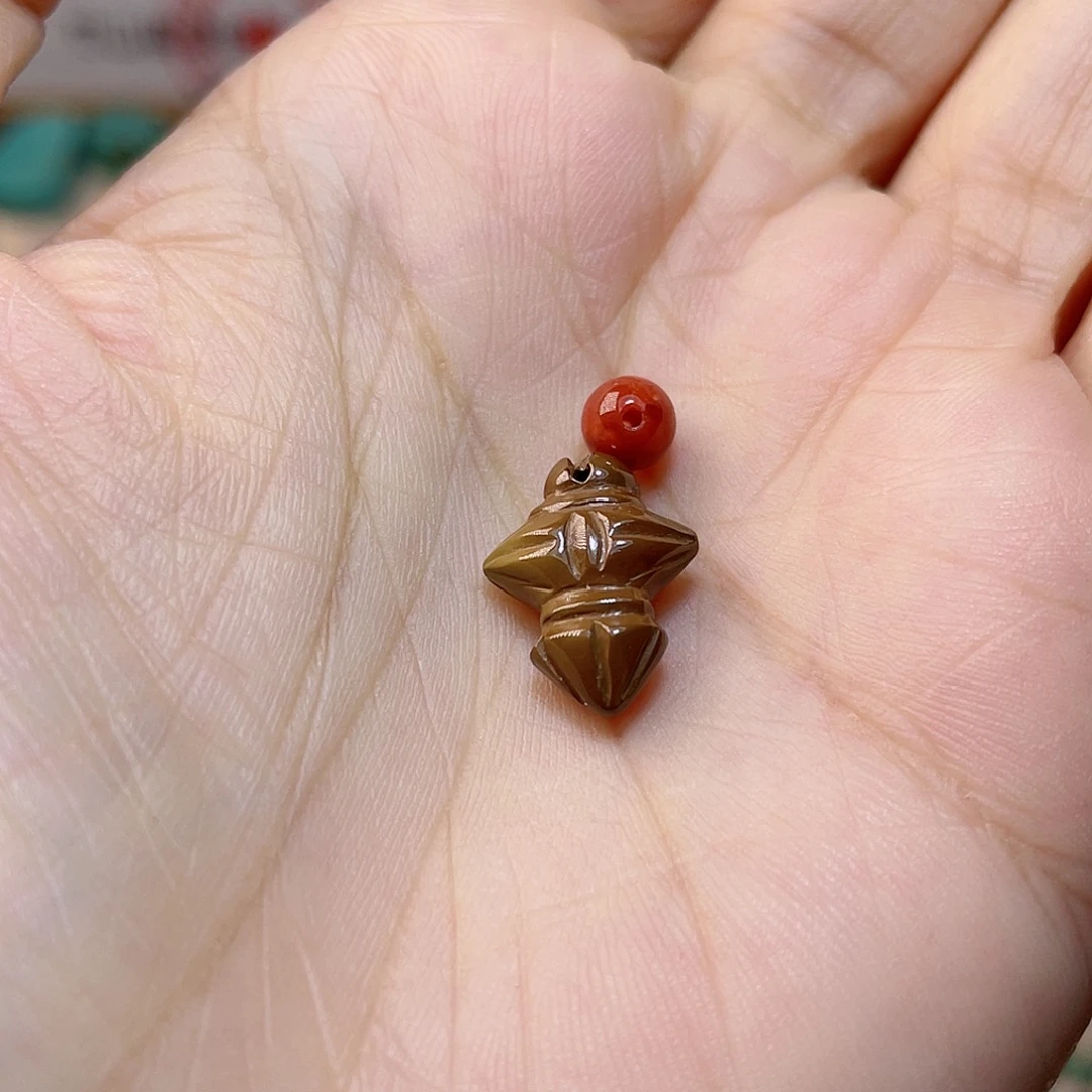 南红玛瑙未镶嵌配饰