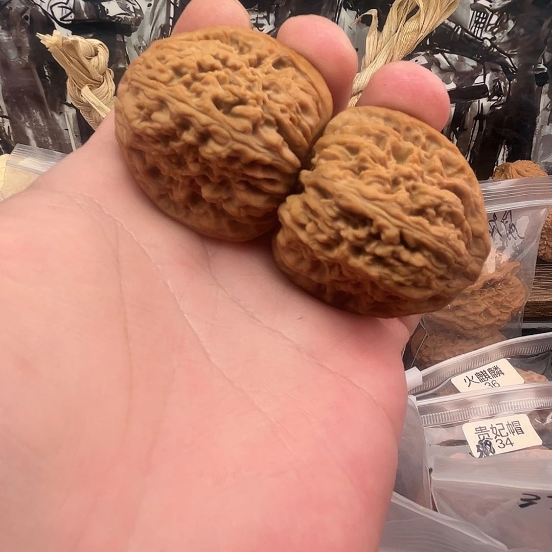 文玩核桃把件三角南疆43尺