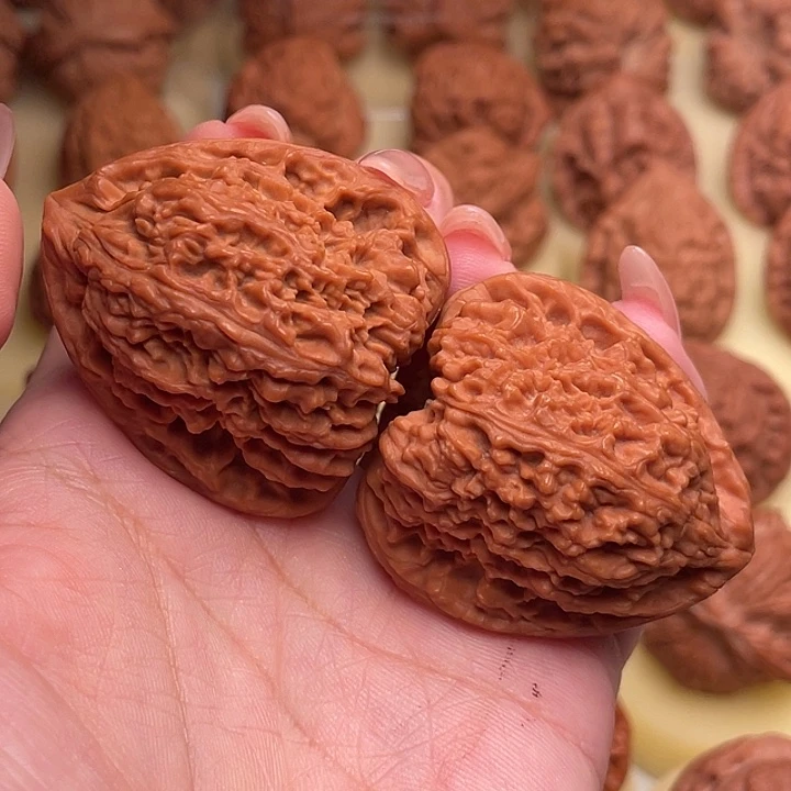 嗨***！文玩核桃把件三角疆41