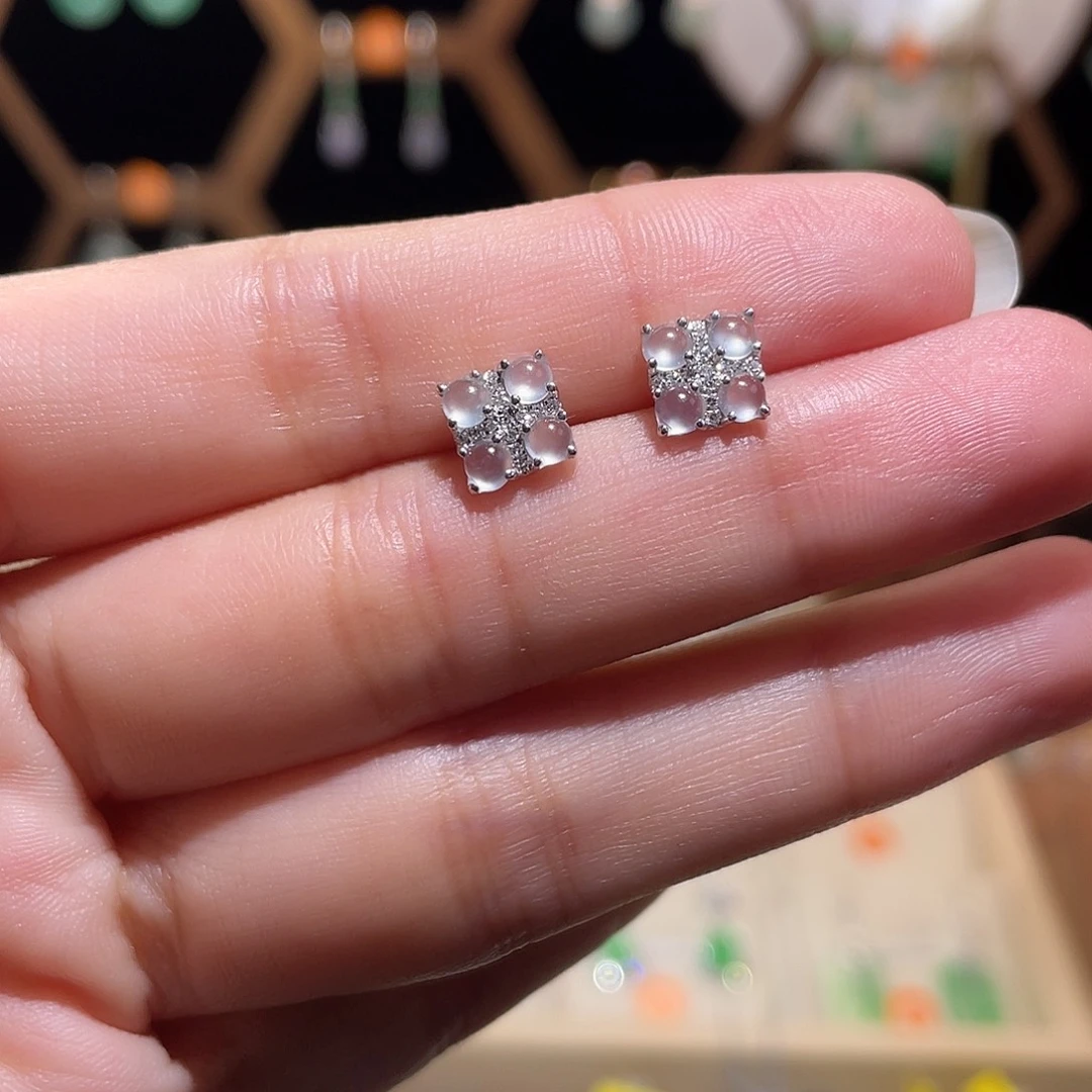 18K金镶嵌翡翠耳饰