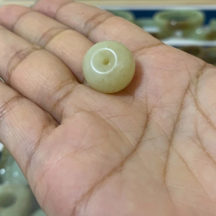 和田玉颈饰未镶嵌用****3