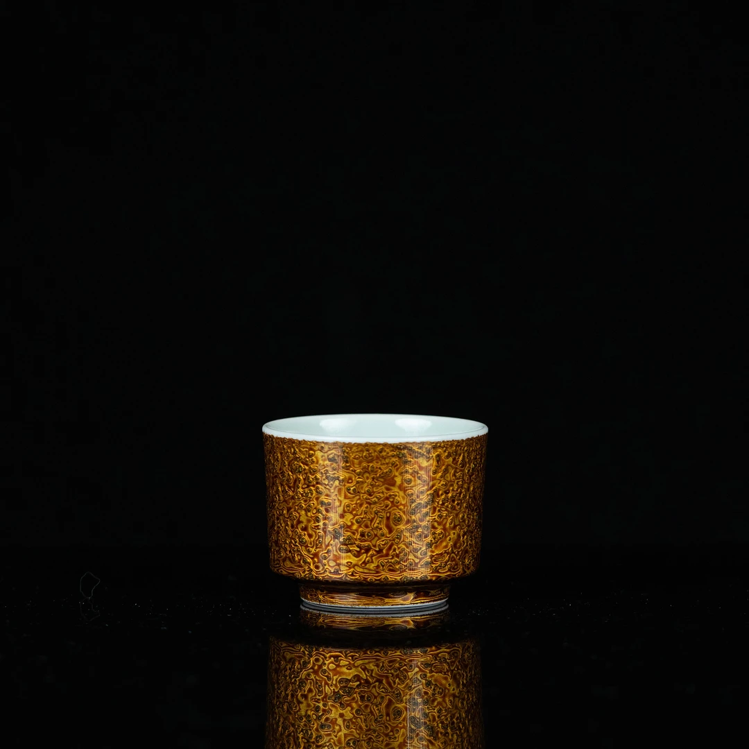 【利贞】大漆黄金如意马蹄杯 瓷器主人杯 约90cc 纯手绘制YGT