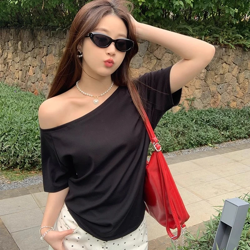 小众夏斜肩一字肩宽松新款短袖T恤女设计感百搭甜辣妹夏显瘦休闲