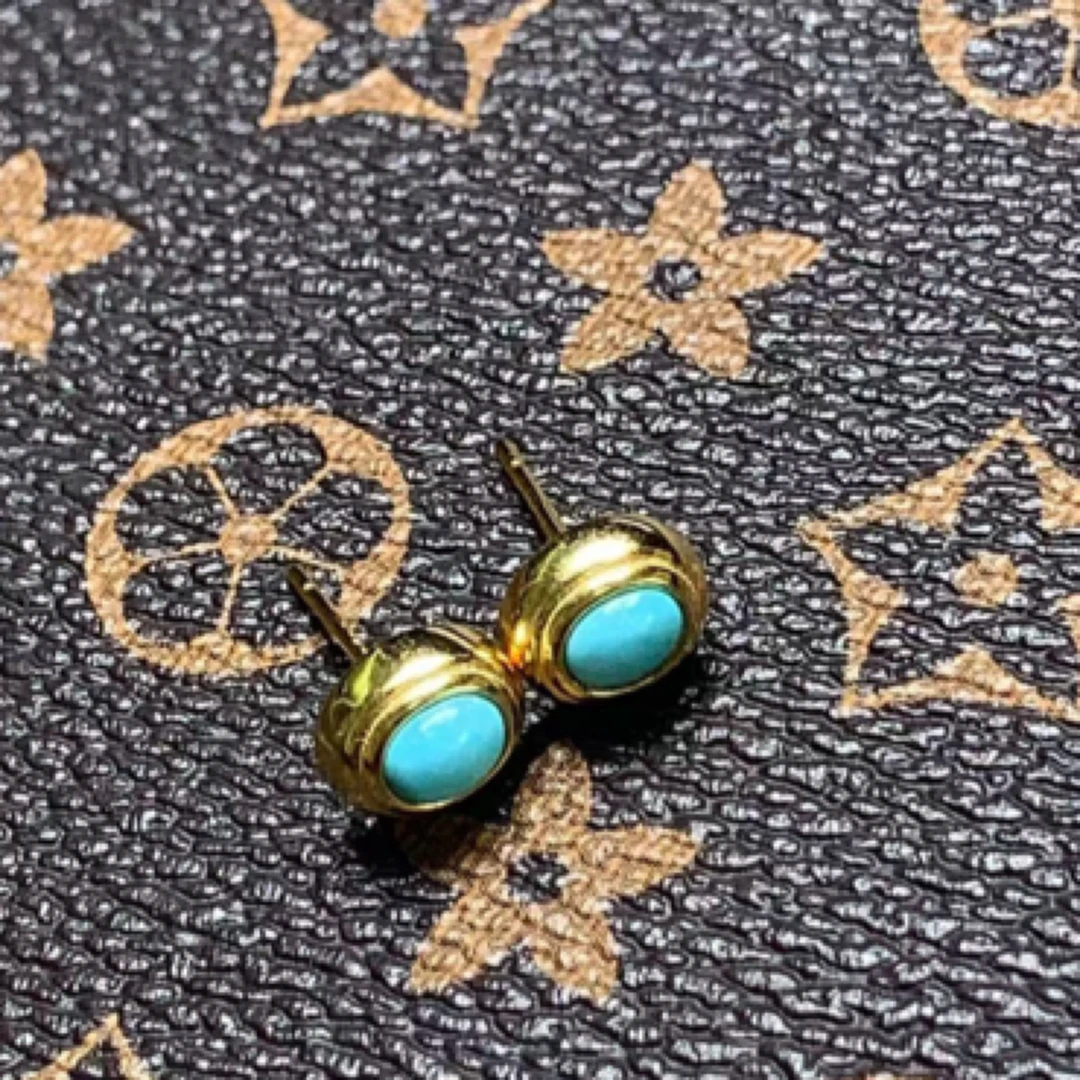 天然原矿绿松石耳钉