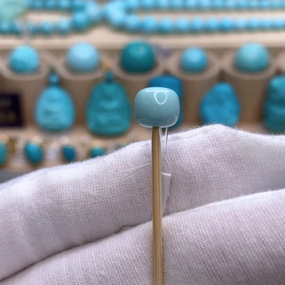 绿松石未镶嵌珠宝奇石8.1mm