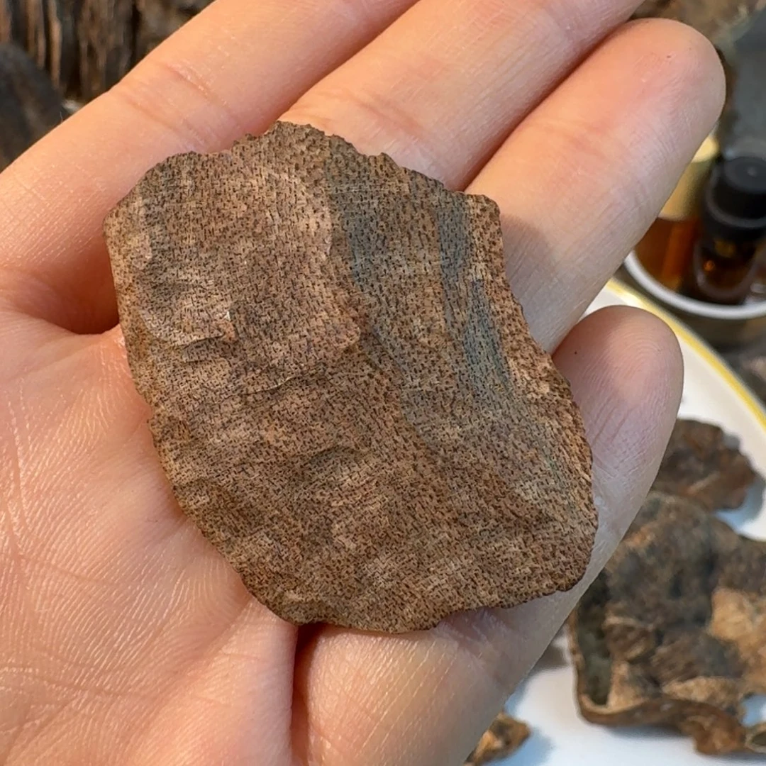 沉香沉香碎屑香港精品老包头一块