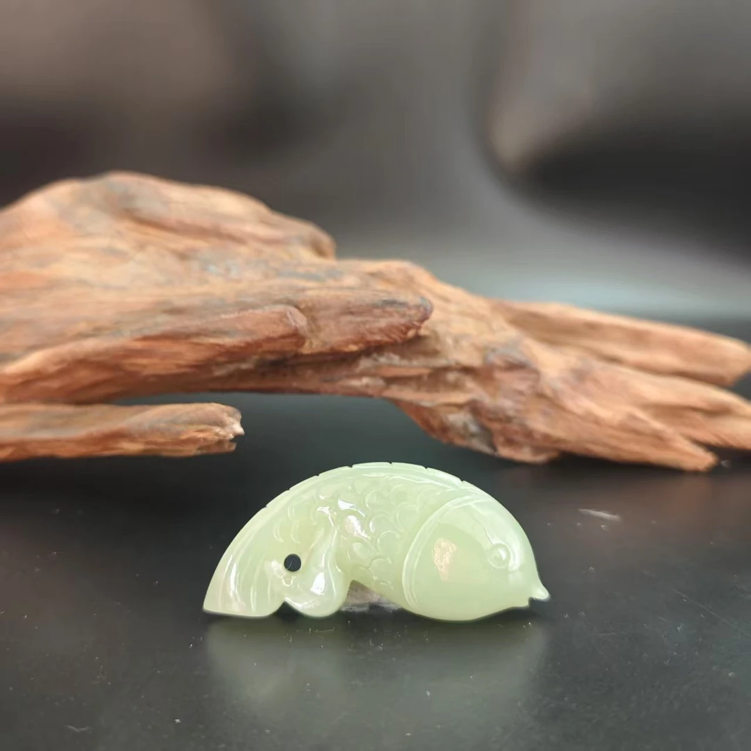 Q和田玉锦鲤吊坠0451