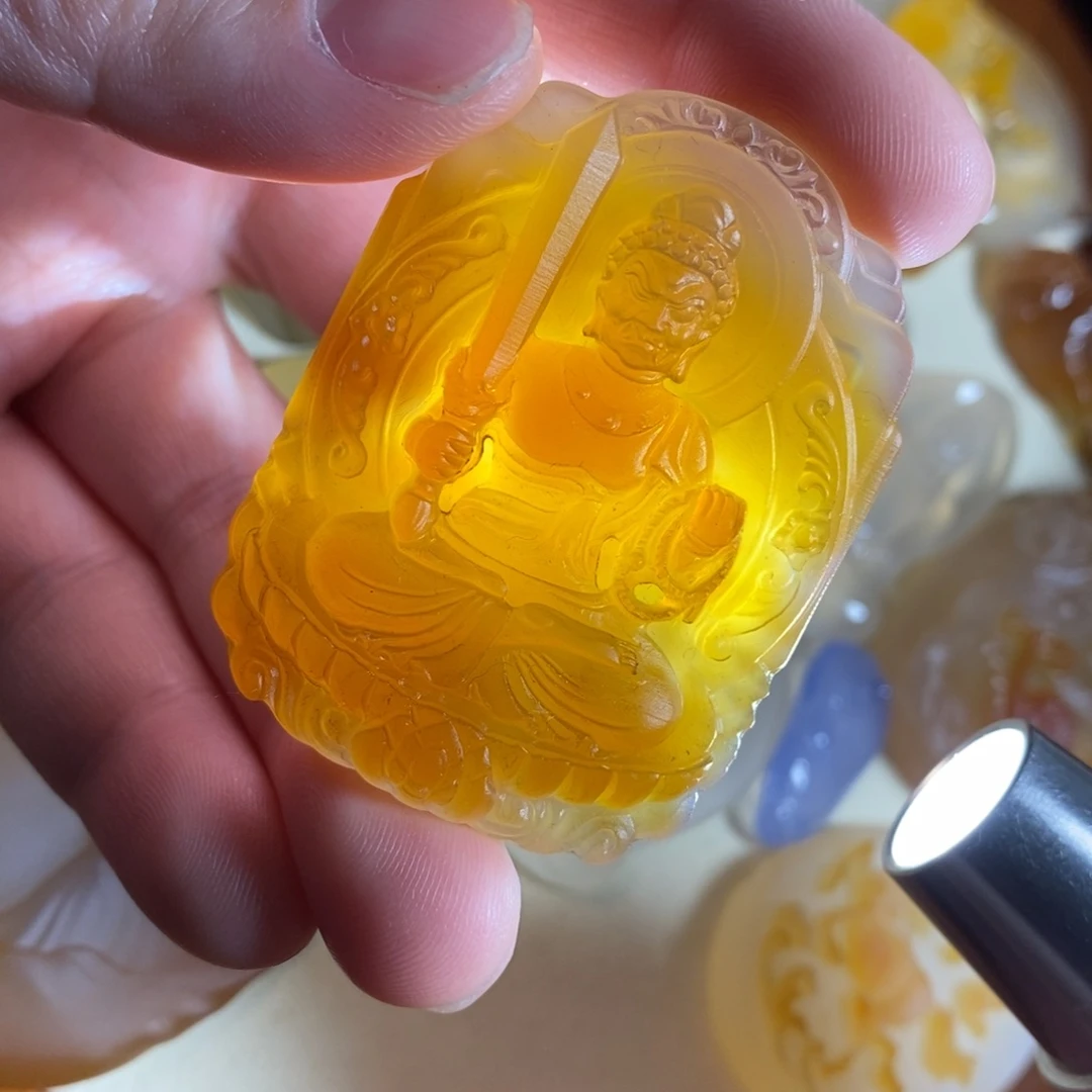 玛瑙/玉髓未镶嵌颈饰玛瑙不动明王