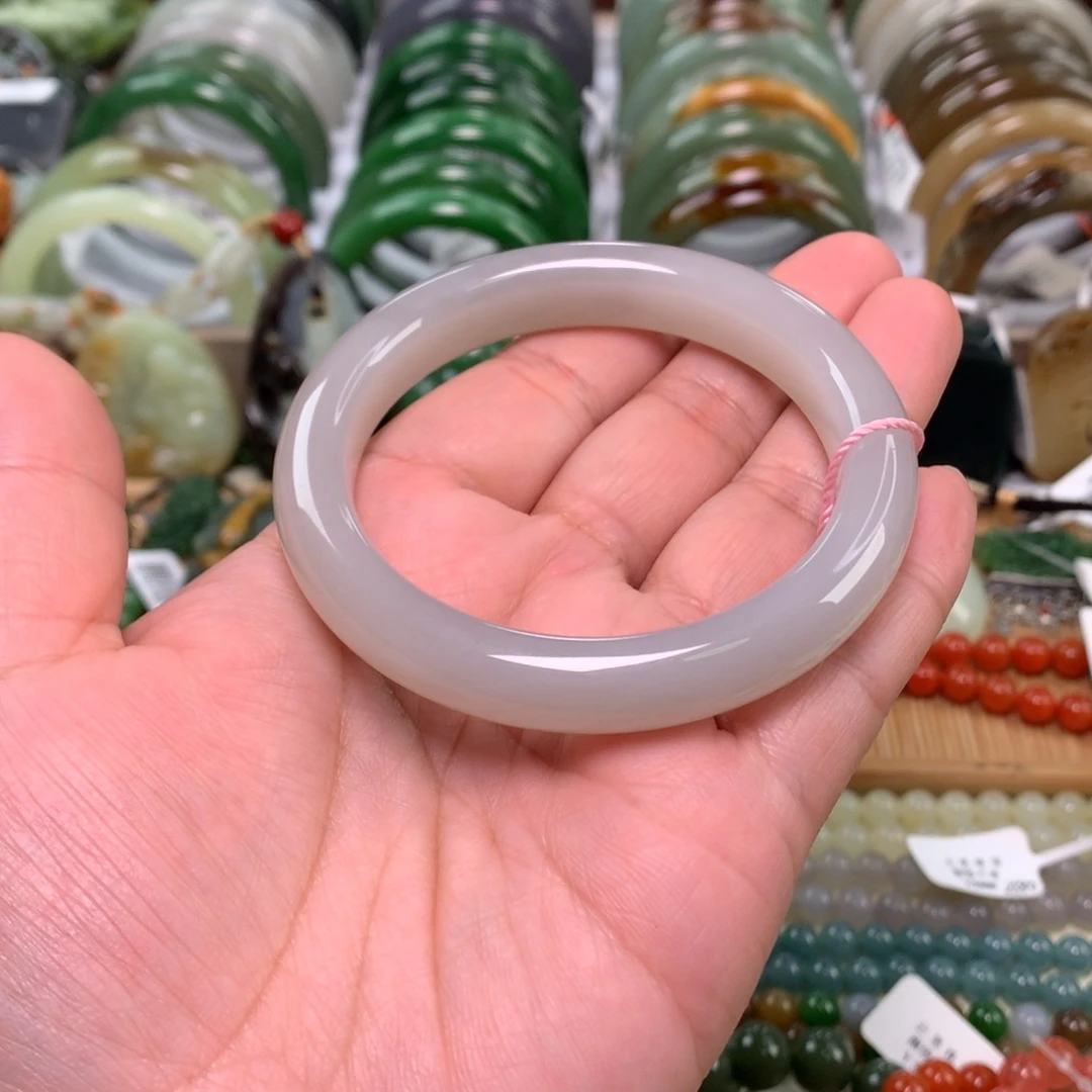 和田玉未镶嵌手镯57口径