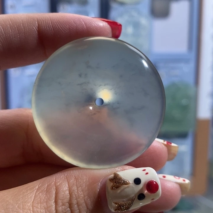 岫玉未镶嵌颈饰吊坠