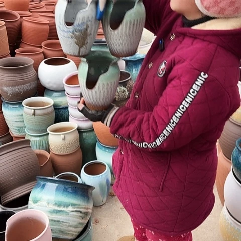 口13高18瑕疵盆瑕。