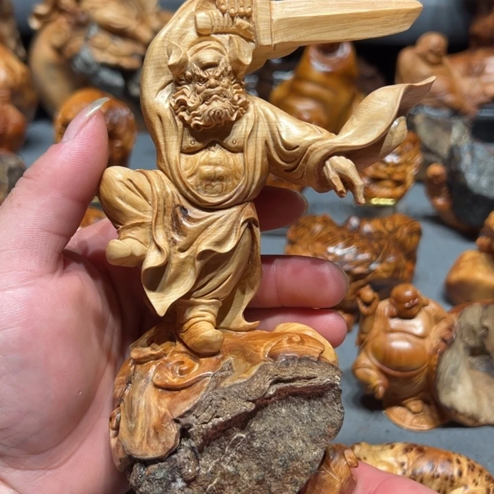 柏木（崖柏）点点关注