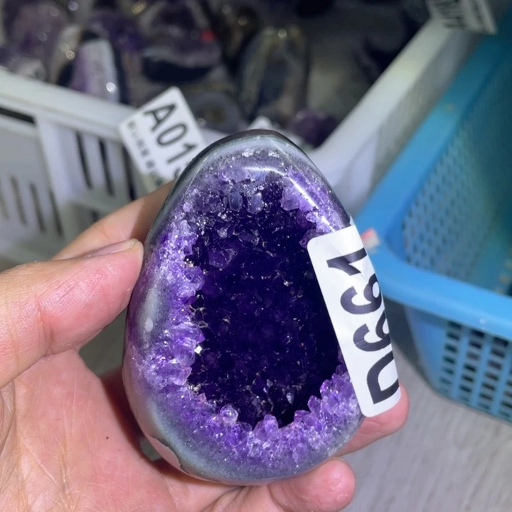 玛瑙/玉髓是真的未镶嵌大****水