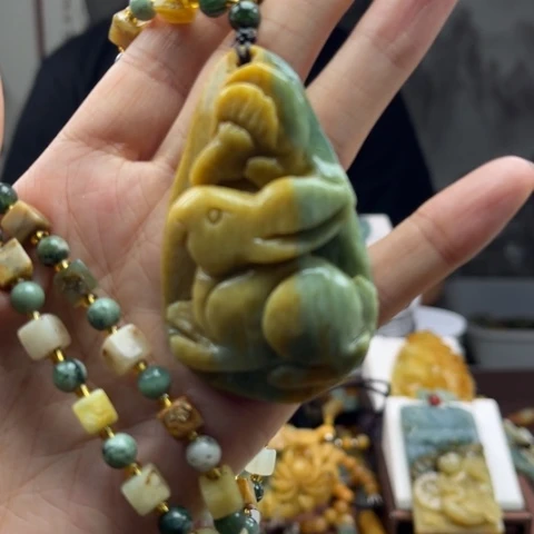 岫玉挂件未镶嵌挂件