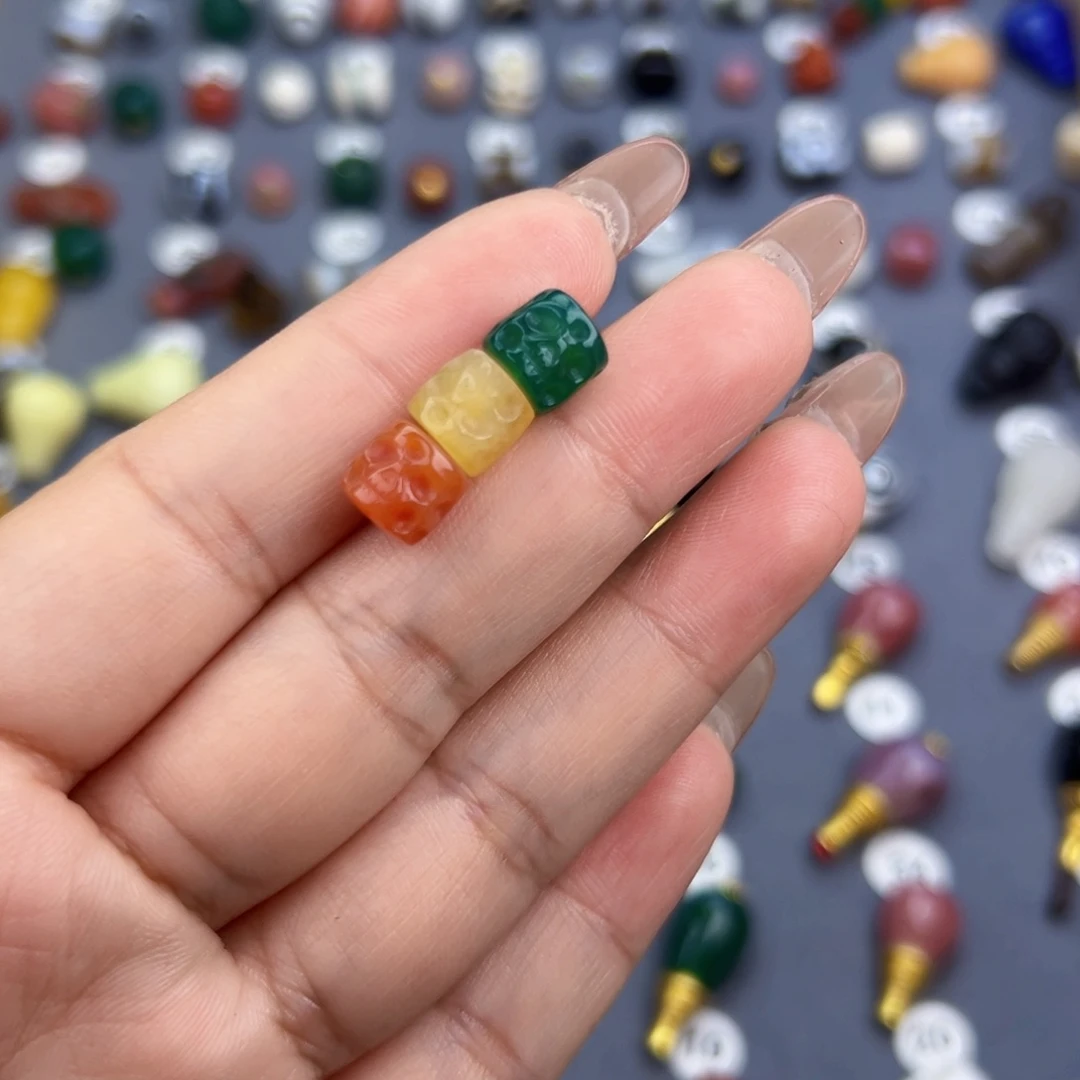 玛瑙/玉髓饰品未镶嵌刘*