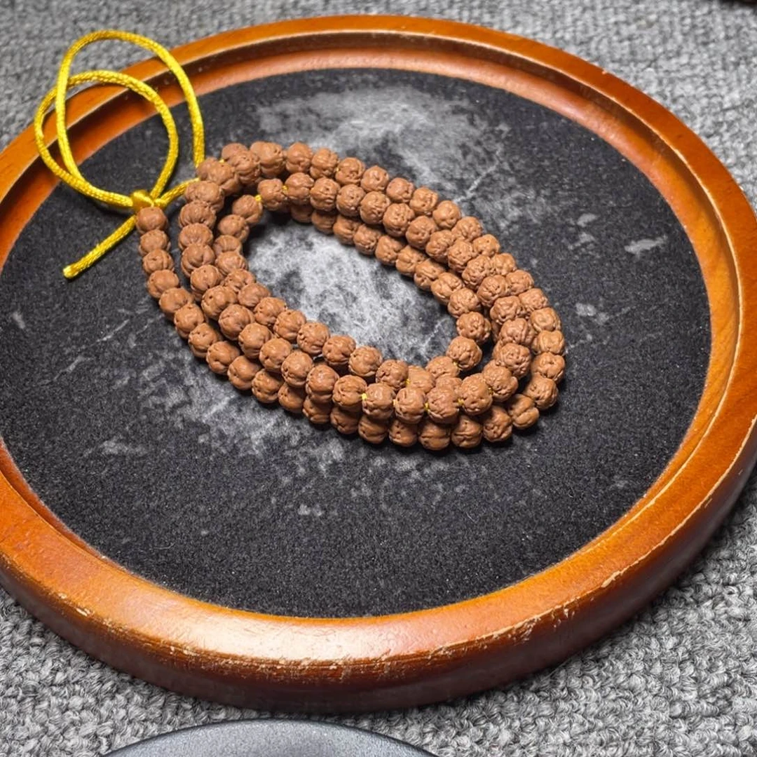 梁***子金刚菩提手串梅朵佛手尺寸7