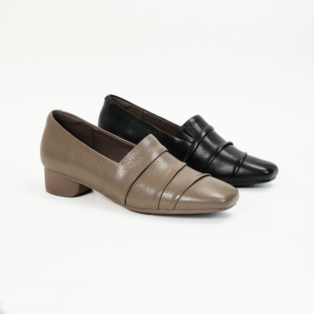 3厘米跟高春季单鞋舒适时尚休闲百搭真皮粗跟方头中跟