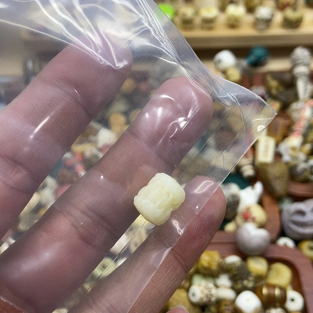 解***坊驼骨其他配饰搭配
