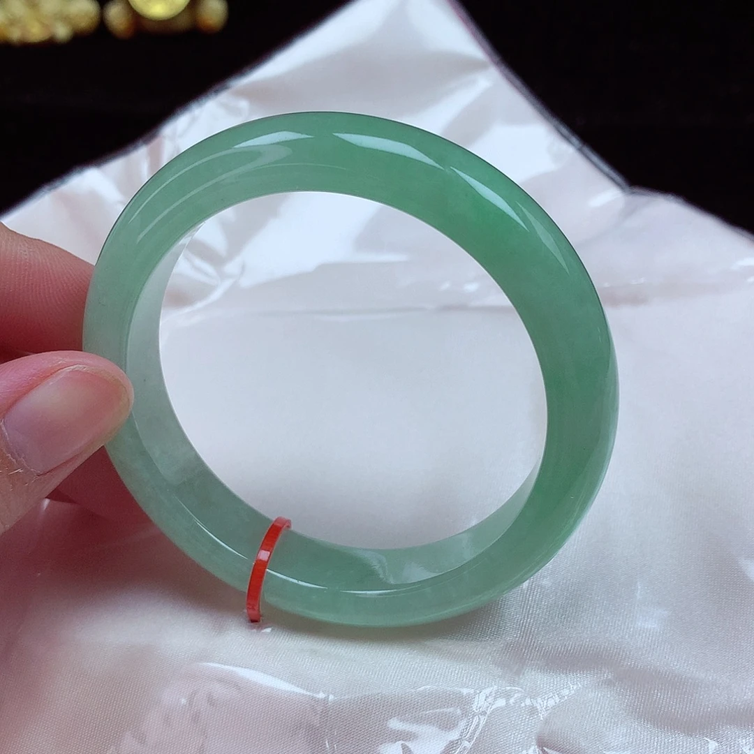 未镶嵌手镯翡翠56圈