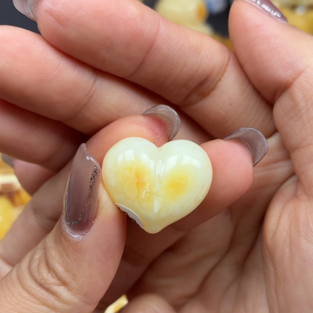 裸石琥珀未镶嵌蜜蜡