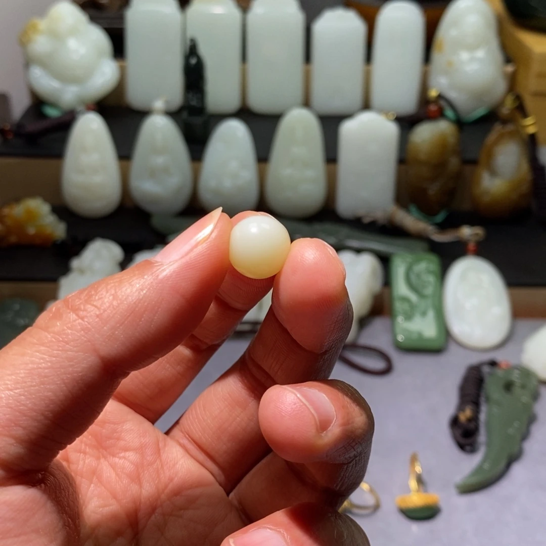 和田玉颈饰未镶嵌颂****蔚