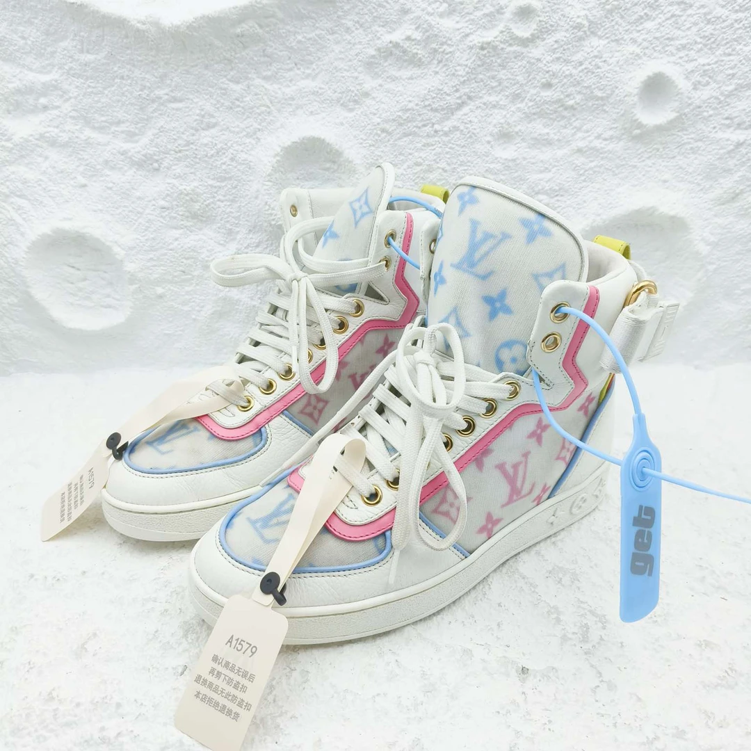 99新 LouisVuitton/路易威登 35码/Boombox白蓝满印高帮鞋/非全新
