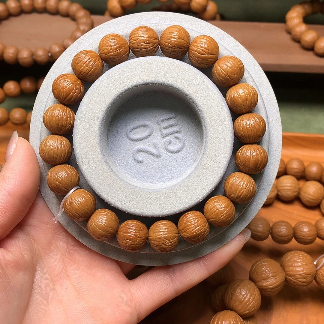 吊坠猴头核桃瞬13同尺风雨