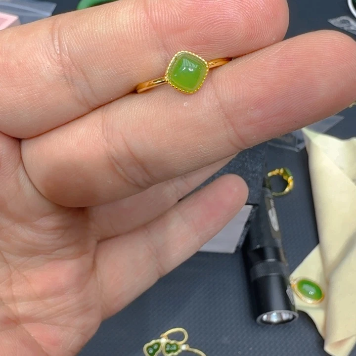 和田玉（碧玉）耳饰银S925镀金镶嵌