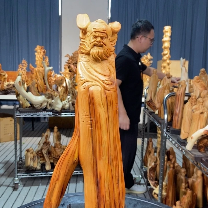 柏木（崖柏）随型摆件