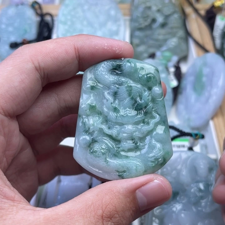 颈饰未镶嵌翡翠045