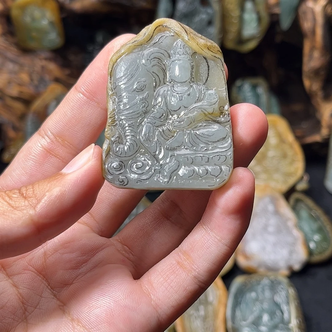 童***管未镶嵌定制翡翠普贤