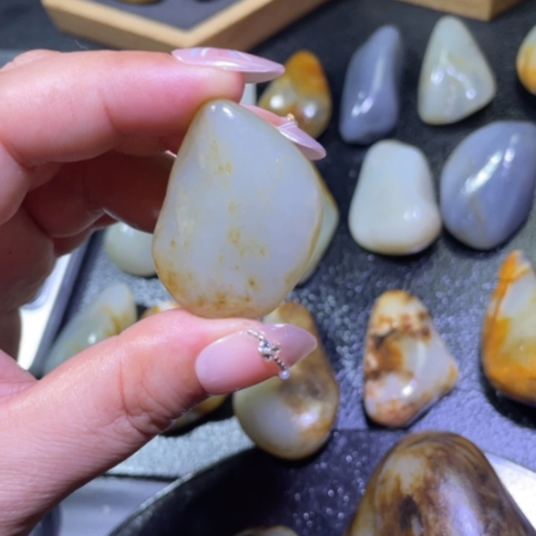 【闪购商品】和田玉未镶嵌车挂