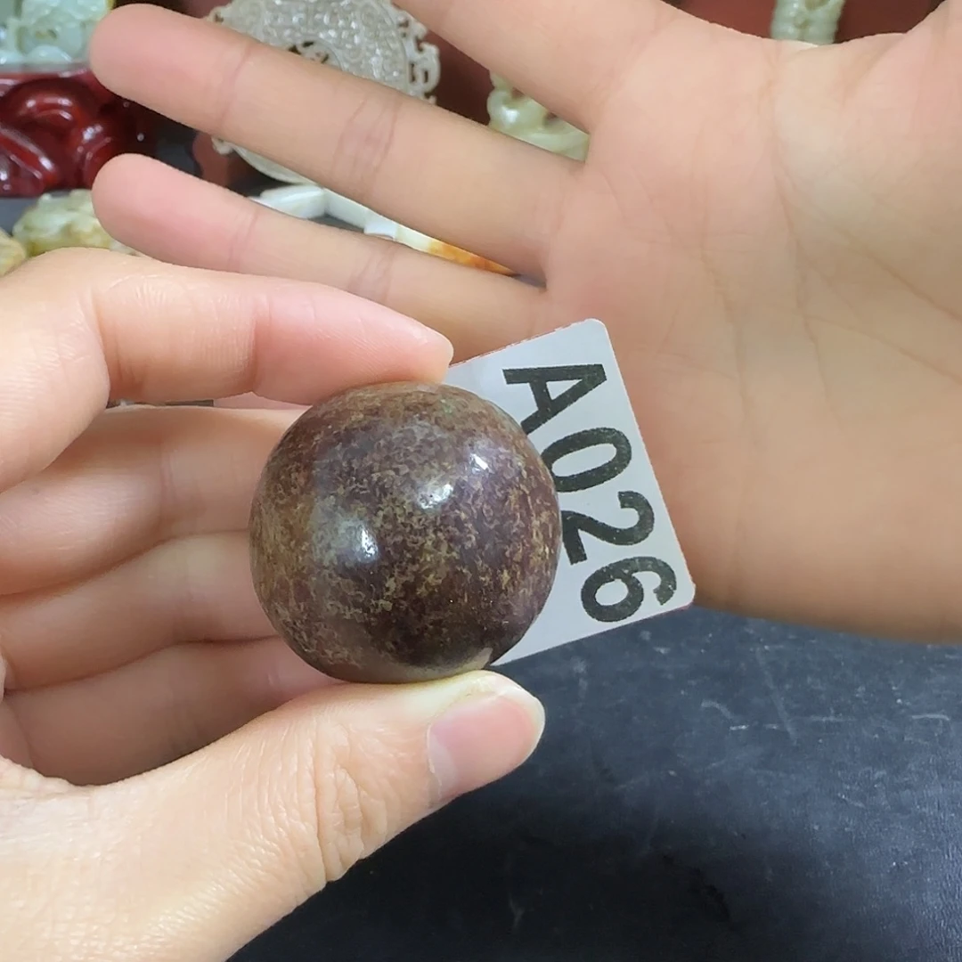 透闪石质玉未镶嵌挂件