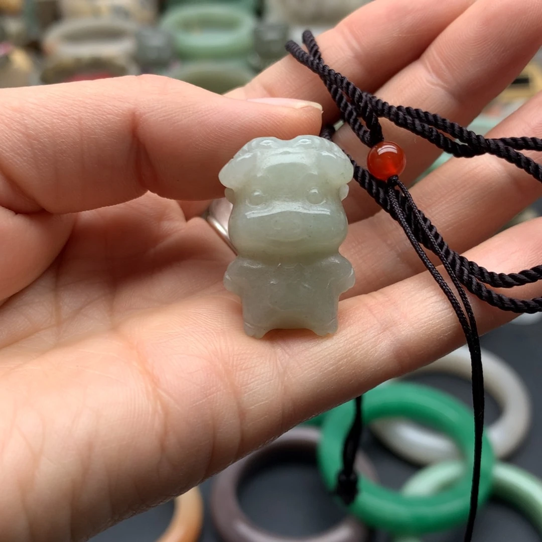 石英岩玉手镯未镶嵌